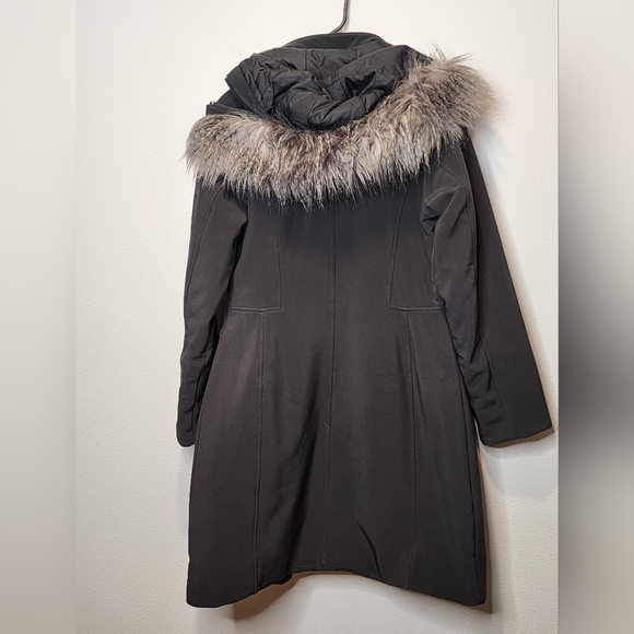 The North Face Artic Parka Black with Faux Fur. Size M. - Picture 5 of 7